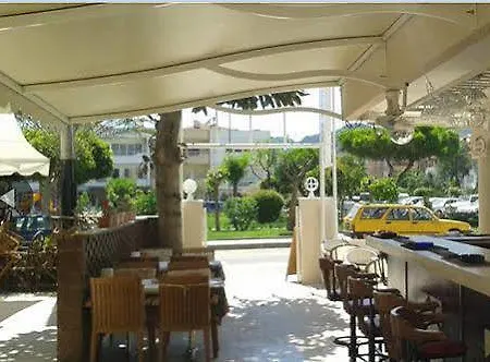 Defne & Zevkim Apart Otel Marmaris