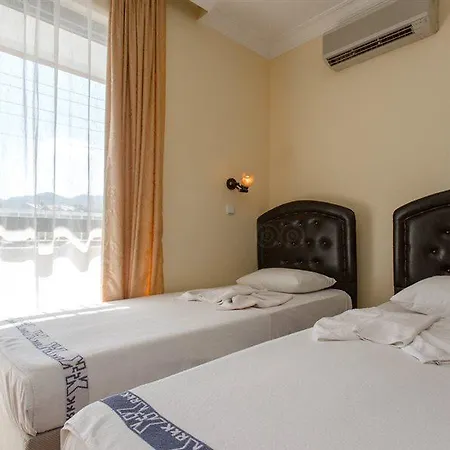 Defne & Zevkim Apartahotel