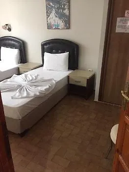 Defne & Zevkim Apartahotel 2*
