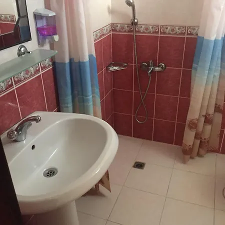 Defne & Zevkim Aparthotel