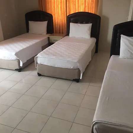 Defne & Zevkim Aparthotel Marmaris