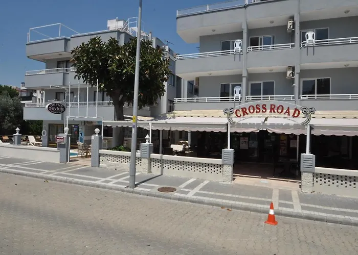 Defne & Zevkim Apartahotel 2*