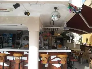 Defne & Zevkim Apartahotel 2*